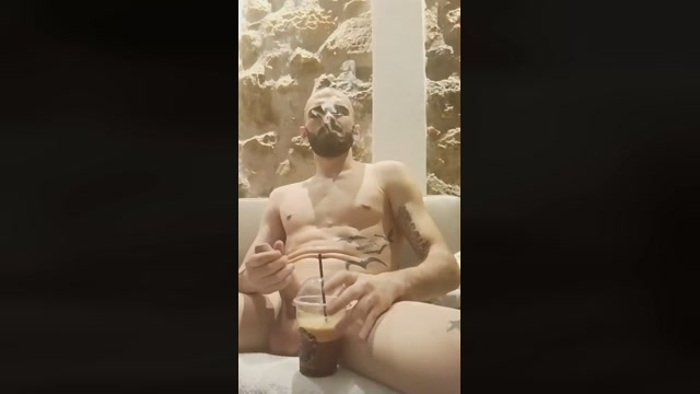 gianakissexy4  07-08-2022